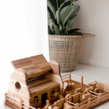 QToys | Farm Barn